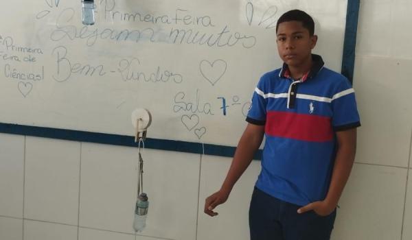 A Feira de Ciências da Escola José Pereira foi um verdadeiro show de criatividade, aprendizado e descobertas.  Imagens da A Feira de Ciências da Escola José Pereira foi um verdadeiro show de criatividade, aprendizado e descobertas.