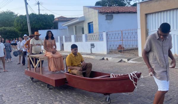 Imagens da A Prefeitura Municipal de Ibitiara, por meio da Secretaria Municipal de Educação, teve a a honra de realizar o Desfile Cívico de 7 de Setembro. NOTÍCIA 02