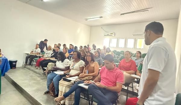 Imagens da A Reunião Ampliada – Etapa Municipal da 18ª Conferência Estadual de Saúde representa um importante momento de participação social e fortalecimento das políticas públicas de saúde.