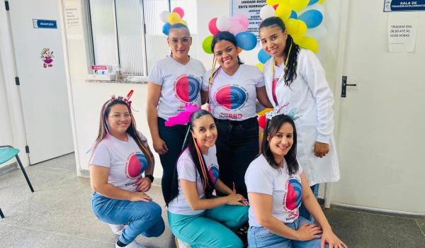 Imagens da O Dia D de Multivacinação movimentou os PSF Mocambo na última sexta (31/10), com atualização das cadernetas de vacinação, garantindo proteção para crianças, jovens e adultos.