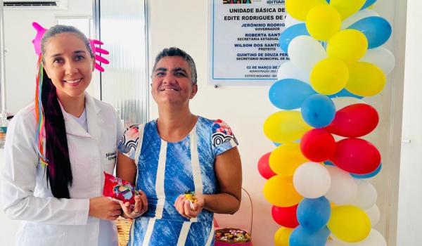 Imagens da O Dia D de Multivacinação movimentou os PSF Mocambo na última sexta (31/10), com atualização das cadernetas de vacinação, garantindo proteção para crianças, jovens e adultos.