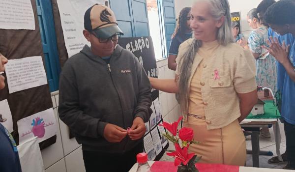 A Feira de Ciências da Escola José Pereira foi um verdadeiro show de criatividade, aprendizado e descobertas.  Imagens da A Feira de Ciências da Escola José Pereira foi um verdadeiro show de criatividade, aprendizado e descobertas.