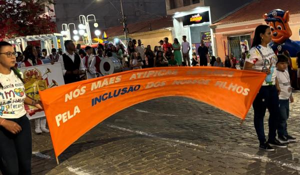 Imagens da A Prefeitura Municipal de Ibitiara, por meio da Secretaria Municipal de Educação, teve a a honra de realizar o Desfile Cívico de 7 de Setembro.