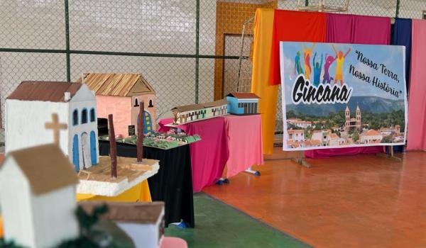 Imagens da Volta às Aulas – Rede Municipal de Educação de Ibitiara 