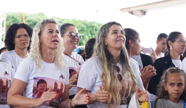 Imagens da No dia 02 de março, a cidade de Ibitiara viveu um momento especial de celebração, cultura e valorização da educação. Em comemoração aos 92 anos de emancipação política do município