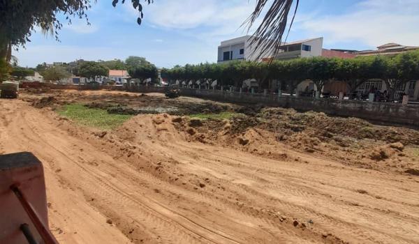 Imagens da Prefeitura de Ibitiara realiza ação de limpeza na Lagoa Municipal 