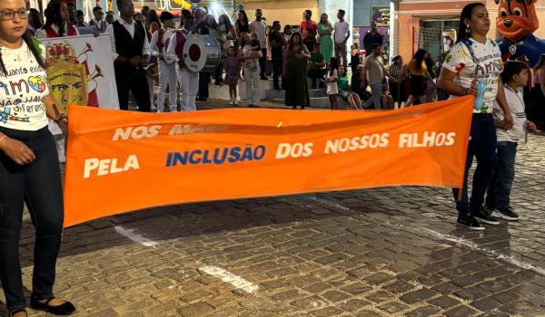 Imagens da A Prefeitura Municipal de Ibitiara, por meio da Secretaria Municipal de Educação, teve a a honra de realizar o Desfile Cívico de 7 de Setembro