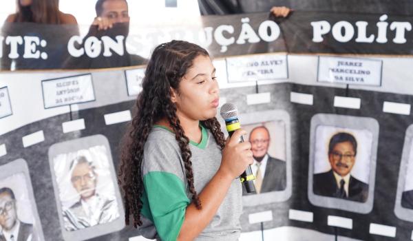 Imagens da No dia 02 de março, a cidade de Ibitiara viveu um momento especial de celebração, cultura e valorização da educação. Em comemoração aos 92 anos de emancipação política do município