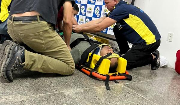 Imagens da A Prefeitura Municipal através da Secretaria de Saúde realizou treinamento, nesta sexta-feira (25), sábado (26) e domingo (27), uma capacitação em Atendimento Pré-Hospitalar destinada aos profissionais do Disk Ambulância e do SAMU.
