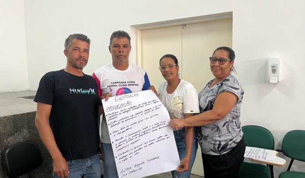 Imagens da Neste mês de novembro foram realizados encontros com os agentes comunitários de saúde para capacitação sobre ARBOVIROSES ministrado pela enfermeira Raiane Tarleia.