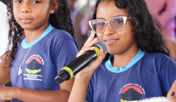 Imagens da No dia 02 de março, a cidade de Ibitiara viveu um momento especial de celebração, cultura e valorização da educação. Em comemoração aos 92 anos de emancipação política do município