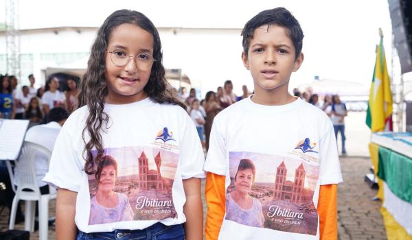 Imagens da No dia 02 de março, a cidade de Ibitiara viveu um momento especial de celebração, cultura e valorização da educação. Em comemoração aos 92 anos de emancipação política do município