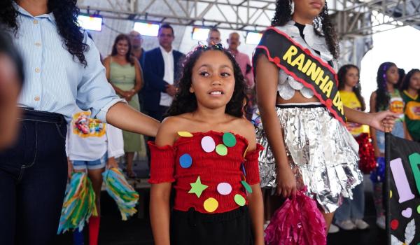 Imagens da No dia 02 de março, a cidade de Ibitiara viveu um momento especial de celebração, cultura e valorização da educação. Em comemoração aos 92 anos de emancipação política do município