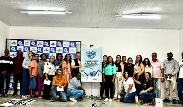 Imagens da No dia 05/12/2025 ocorreu Capacitação com todos profissionais de saúde da atenção primeira sobre prevenção de Câncer promovido pela Prefeitura municipal de Ibitiara em parceria com equipe NASPEC.