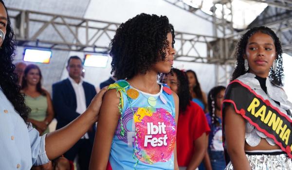 Imagens da No dia 02 de março, a cidade de Ibitiara viveu um momento especial de celebração, cultura e valorização da educação. Em comemoração aos 92 anos de emancipação política do município