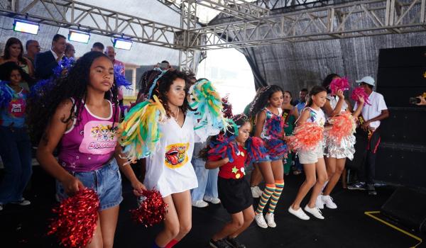 Imagens da No dia 02 de março, a cidade de Ibitiara viveu um momento especial de celebração, cultura e valorização da educação. Em comemoração aos 92 anos de emancipação política do município