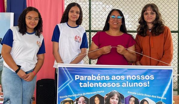 Imagens da Volta às Aulas – Rede Municipal de Educação de Ibitiara 