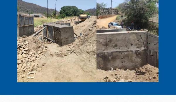 Obras da construção do pontilhão no povoado de A Data, seguem a todo vapor! A obra irá proporcionar uma melhor trafegabilidade da população para suporte em saúde, busca de renda, emprego e estudos. Obras da construção do pontilhão no povoado de A Data, seguem a todo vapor! A obra irá proporcionar uma melhor trafegabilidade da população para suporte em saúde, busca de renda, emprego e estudos.