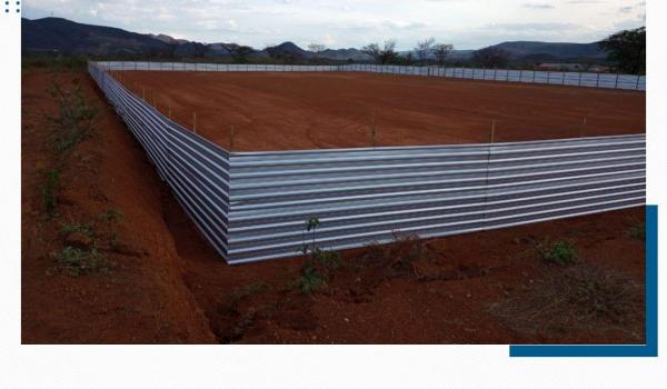 Os primeiros passos para a obra de construção da garagem...