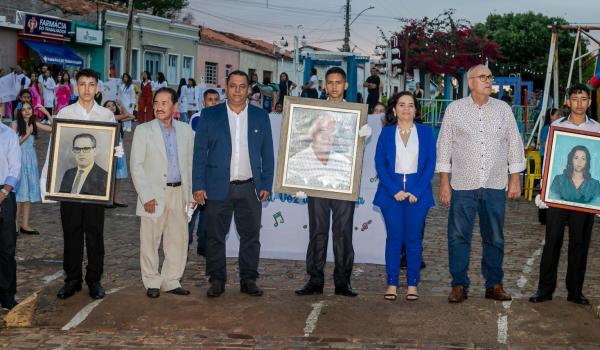 Registros do Desfile Cívico de 7 de Setembro, Ibitiara 2023. Matéria 2 Registros do Desfile Cívico de 7 de Setembro, Ibitiara 2023. Matéria 2